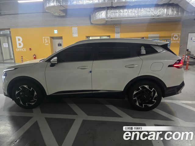 Kia Sportage Gasoline 1.6 Turbo 2WD Signature — пробег 31 093 км — фото 3 из 5