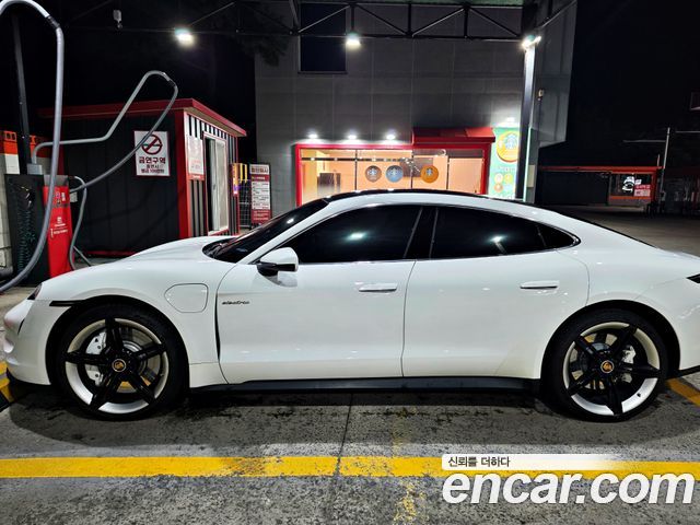 Porsche Taycan из Кореи Encar