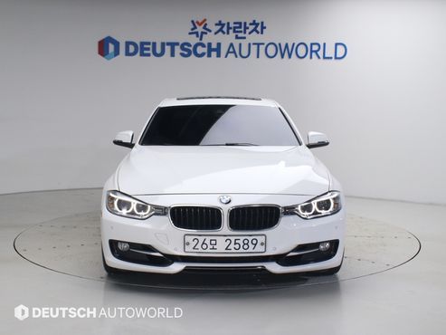 BMW 3-Series 328i Sport — пробег 177 812 км — фото 3 из 5