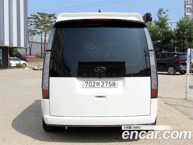 Hyundai Staria 2WD Camping Car Prestige Camper 4Seater — пробег 31 785 км — фото 3 из 5
