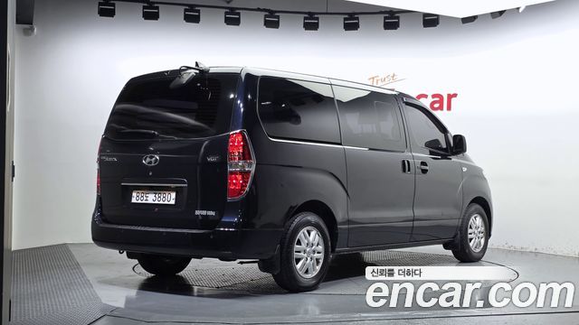 Hyundai Starex Van 5-Seater Smart — пробег 93 119 км — фото 2 из 5