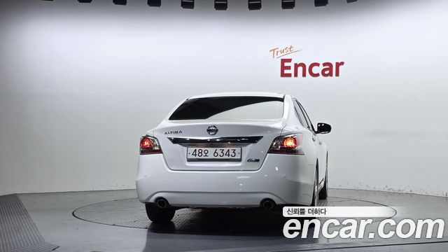 Nissan Altima 2.5 L33 — пробег 121 536 км — фото 4 из 5