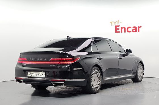 Genesis G90 3.8 AWD Prestige — пробег 71 961 км — фото 2 из 5