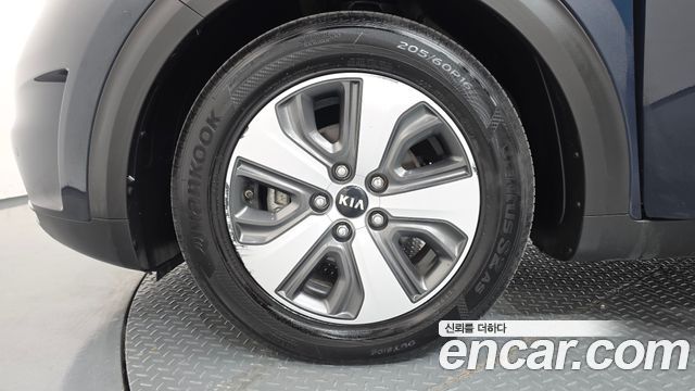 Kia Niro из Кореи Encar