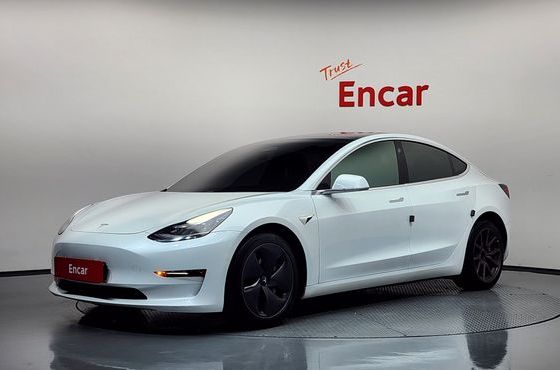 Tesla Model 3 Long Range AWD — пробег 136 152 км — фото 1 из 5