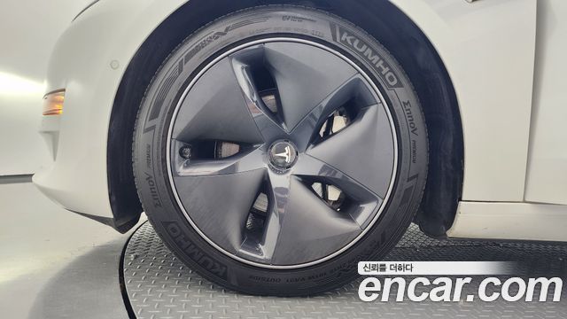 Tesla Model 3 Long Range AWD — пробег 136 152 км — фото 5 из 5