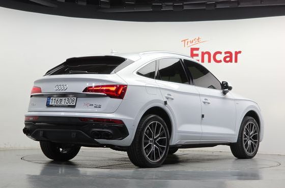 Audi Q5 45 TFSI Quattro Sportback Premium — пробег 125 491 км — фото 2 из 5