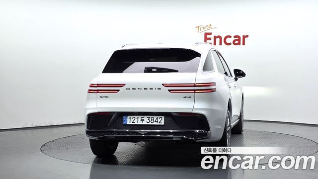 Genesis GV70 из Кореи Encar
