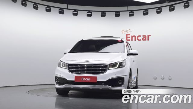 Kia Carnival 9-seater Noblesse — пробег 168 628 км — фото 3 из 5