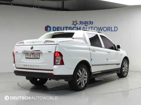 Ssangyong KORANDO 2.2 EXTREME 4WD — пробег 157 000 км — фото 2 из 5