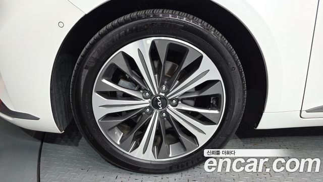 Kia K8 из Кореи Encar