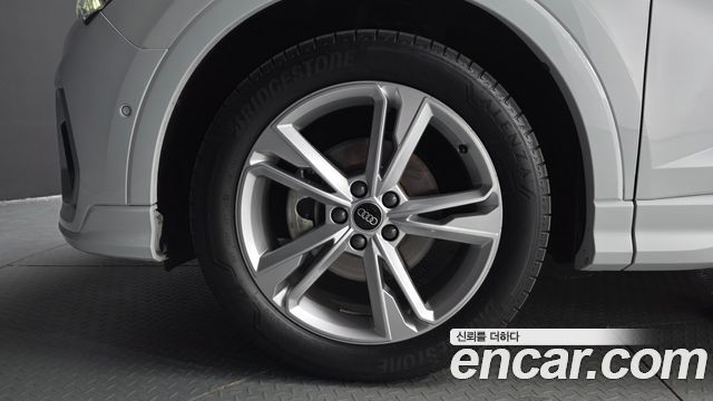 Audi Q3 из Кореи Encar