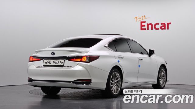 Lexus ES из Кореи Encar