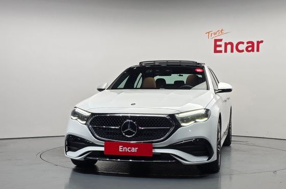 Mercedes-Benz E-Class E300 4MATIC AMG Line — пробег 1 036 км — фото 3 из 5