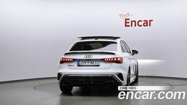 Audi RS3 2.5 TFSI Quattro Carbon Edition — пробег 281 км — фото 4 из 5