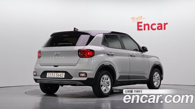 Hyundai Venue из Кореи Encar