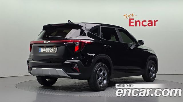 Kia Seltos из Кореи Encar