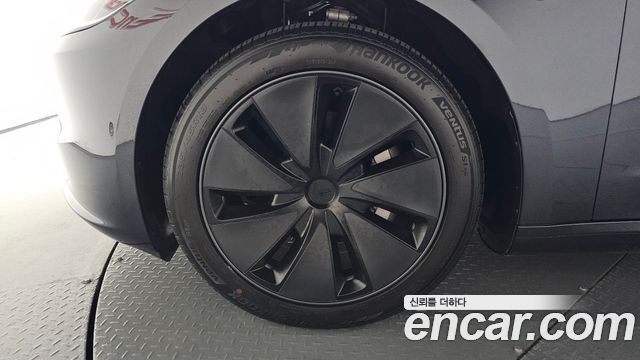 Tesla Model 3 RWD — пробег 18 324 км — фото 5 из 5