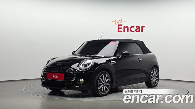 Mini Cooper Convertible Standard 3rd — пробег 58 195 км — фото 1 из 5