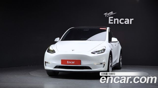 Tesla Model Y Long Range AWD — пробег 50 957 км — фото 3 из 5