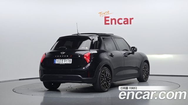 Mini Cooper из Кореи Encar