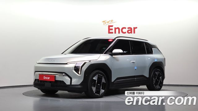 Kia EV3 Long Range 2WD Earth — пробег 36 908 км — фото 1 из 5