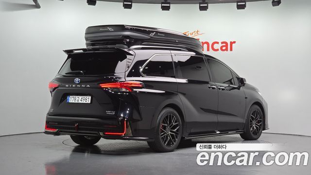 Toyota Sienna из Кореи Encar