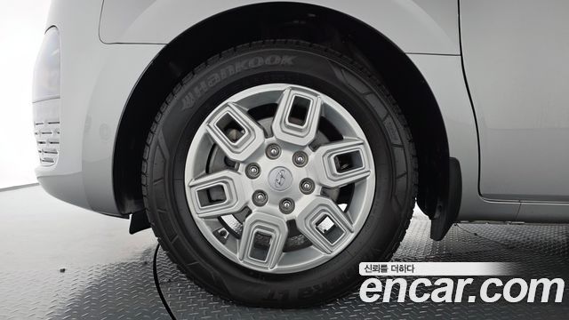 Hyundai Staria из Кореи Encar