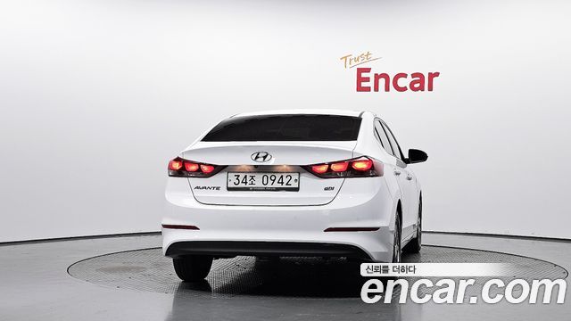 Hyundai AVANTE из Кореи Encar