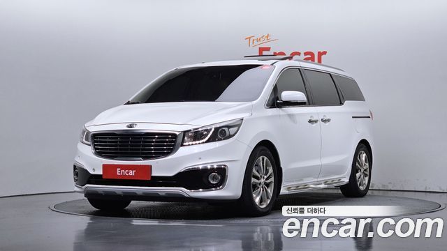 Kia Carnival 7-seater Limousine VIP — пробег 136 714 км — фото 1 из 5