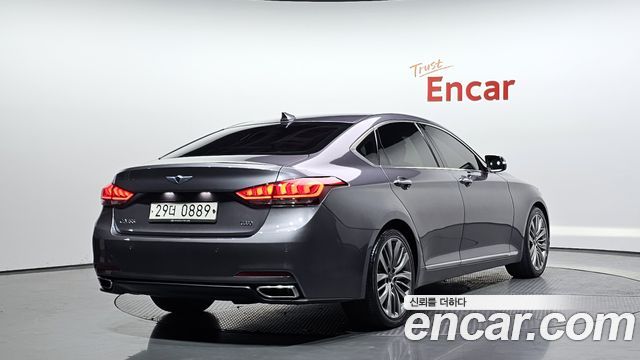 Hyundai Genesis из Кореи Encar
