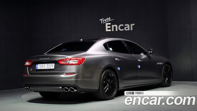 Maserati Quattroporte S Q4 3.0 V6 — пробег 83 828 км — фото 2 из 5