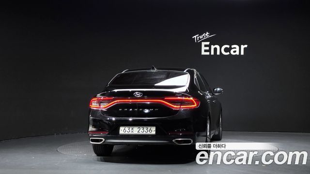 Hyundai Grandeur 2.2 Diesel Premium — пробег 180 593 км — фото 4 из 5