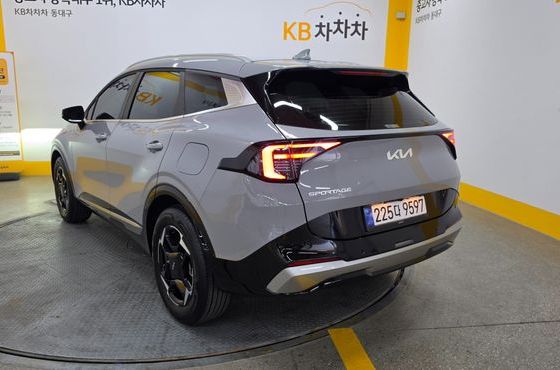 Kia Sportage LPG 2.0 2WD Signature — пробег 16 203 км — фото 2 из 5