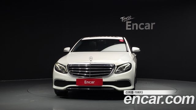 Mercedes-Benz E-Class из Кореи Encar