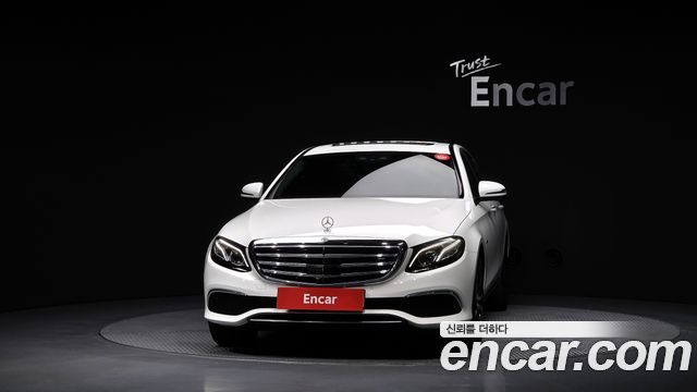 Mercedes-Benz E-Class E300e 4MATIC Exclusive — пробег 75 544 км — фото 3 из 5