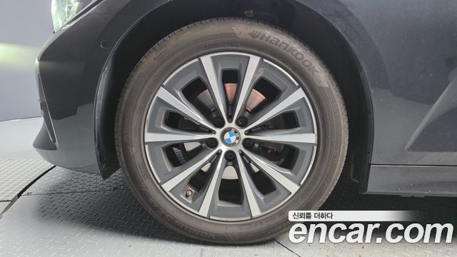 BMW 3-Series из Кореи Encar