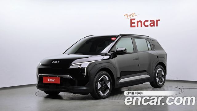Kia EV3 Long Range 2WD Earth — пробег 15 745 км — фото 1 из 5