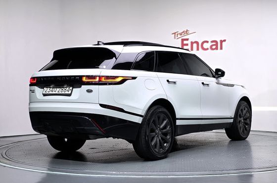 Land Rover Range Rover Velar 2.0 D240 R-Dynamic SE — пробег 103 210 км — фото 2 из 5