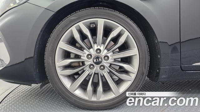 Kia K7 из Кореи Encar
