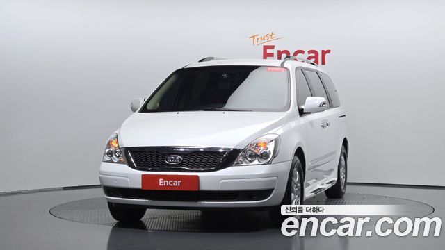 Kia Carnival New Carnival Limousine GLX High-Deluxe — пробег 99 368 км — фото 3 из 5