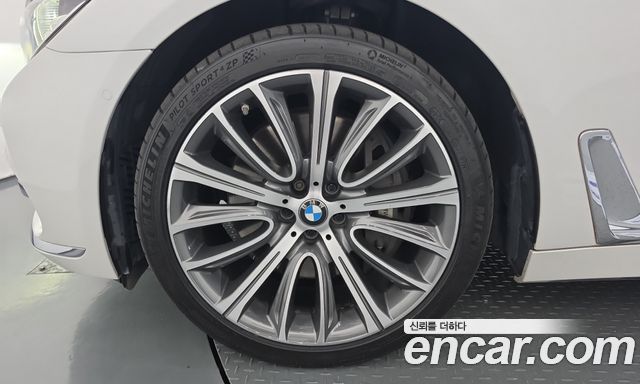 BMW 7-Series 750Li xDrive Prestige — пробег 89 435 км — фото 5 из 5