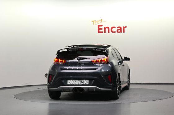 Hyundai Veloster 1.6 Turbo Sport Core — пробег 107 625 км — фото 4 из 5