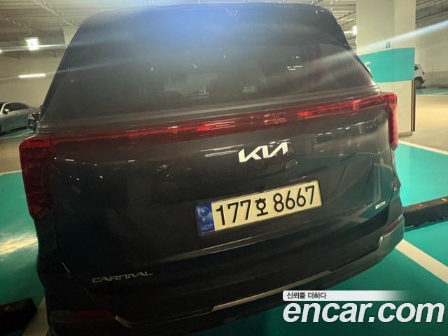 Kia Carnival HEV 9seater Gravity — пробег 23 000 км — фото 2 из 5
