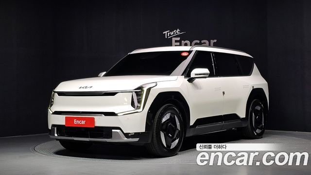 Kia EV9 Long Range 4WD Earth — пробег 37 524 км — фото 1 из 5