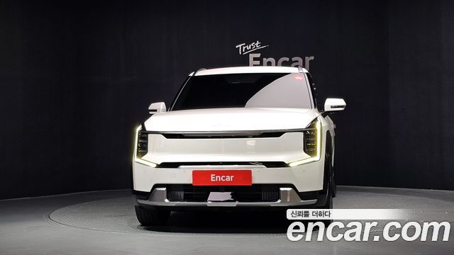 Kia EV9 Long Range 4WD Earth — пробег 37 524 км — фото 3 из 5