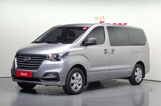 Hyundai Starex 4WD Wagon 11-Seater Smart — пробег 94 101 км — фото 1 из 5