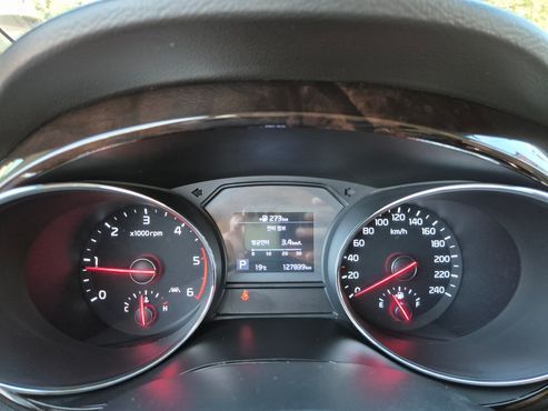 Kia Carnival 9-Seater Noblesse Special — пробег 128 000 км — фото 5 из 5