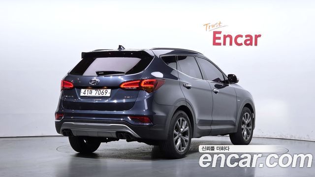 Hyundai Santafe Diesel 2.0 2WD 1 Million — пробег 117 878 км — фото 2 из 5