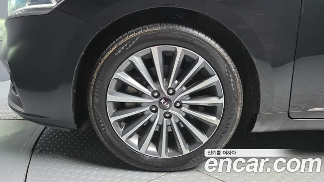 Kia K7 из Кореи Encar